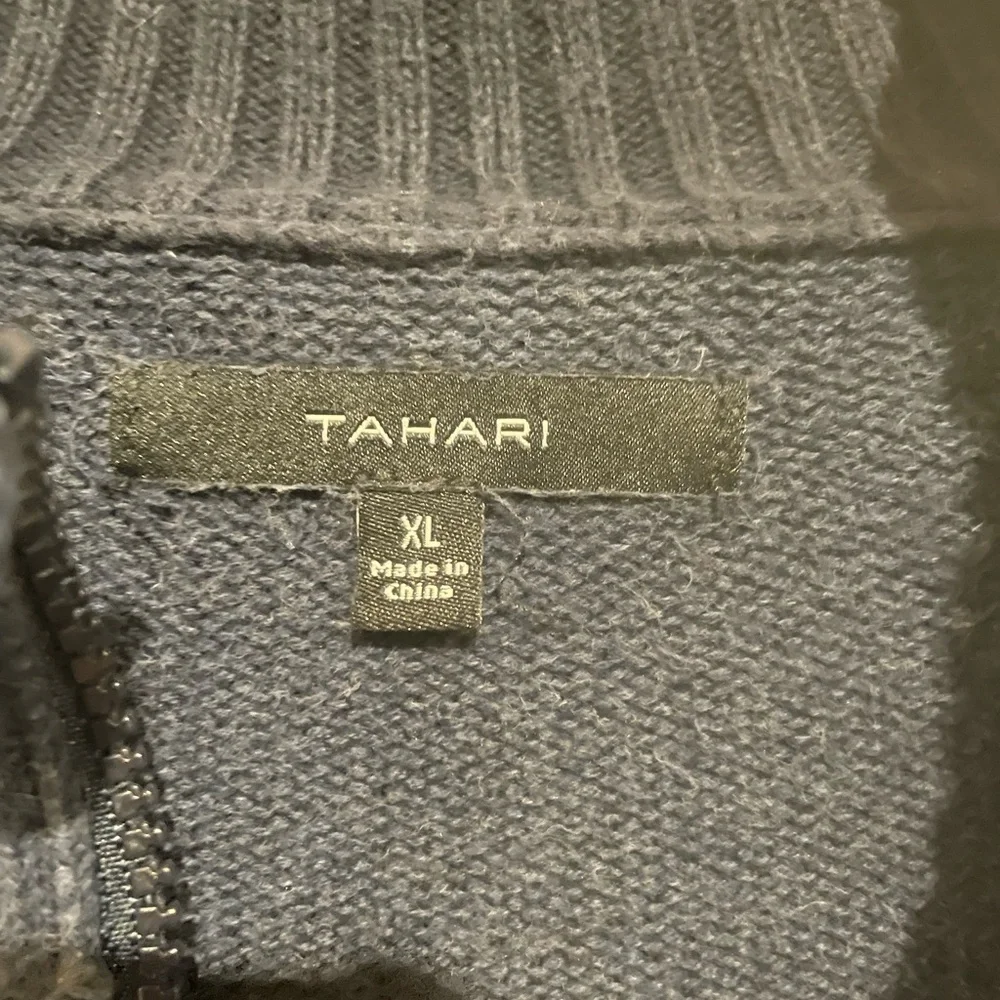 Tahari Men's Navy and Black Zip-Up Sweater